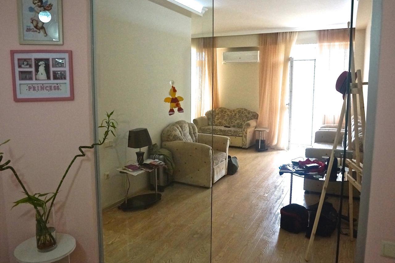 Cocorina Apartment Батуми Экстерьер фото