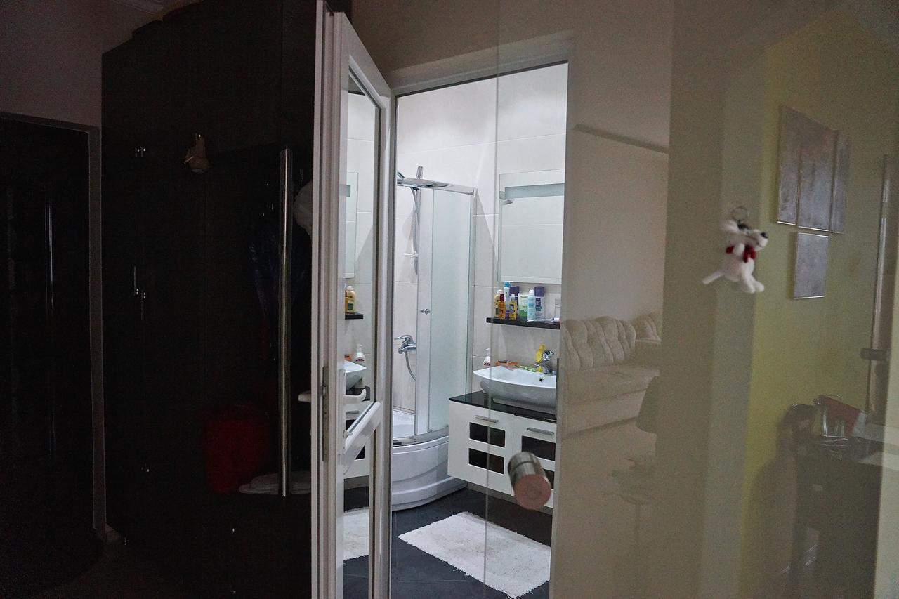 Cocorina Apartment Батуми Экстерьер фото