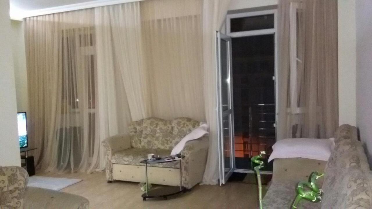 Cocorina Apartment Батуми Экстерьер фото