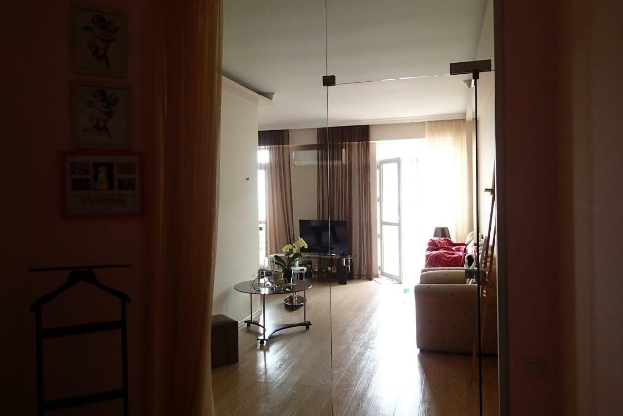 Cocorina Apartment Батуми Экстерьер фото