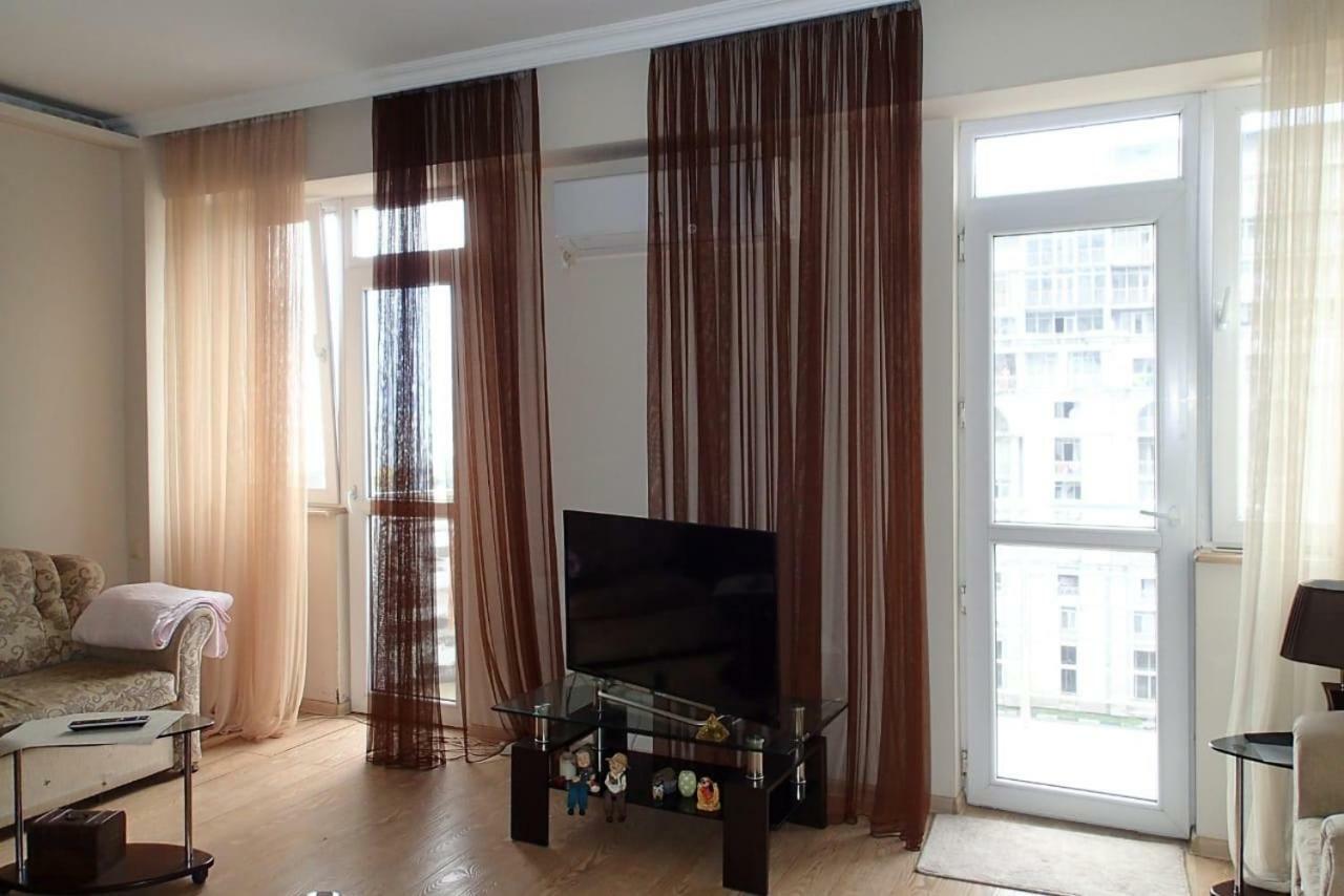 Cocorina Apartment Батуми Экстерьер фото